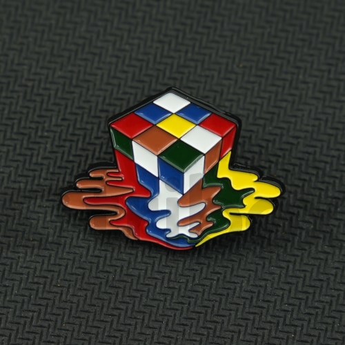 タックピンブローチ Melted 3x3x3